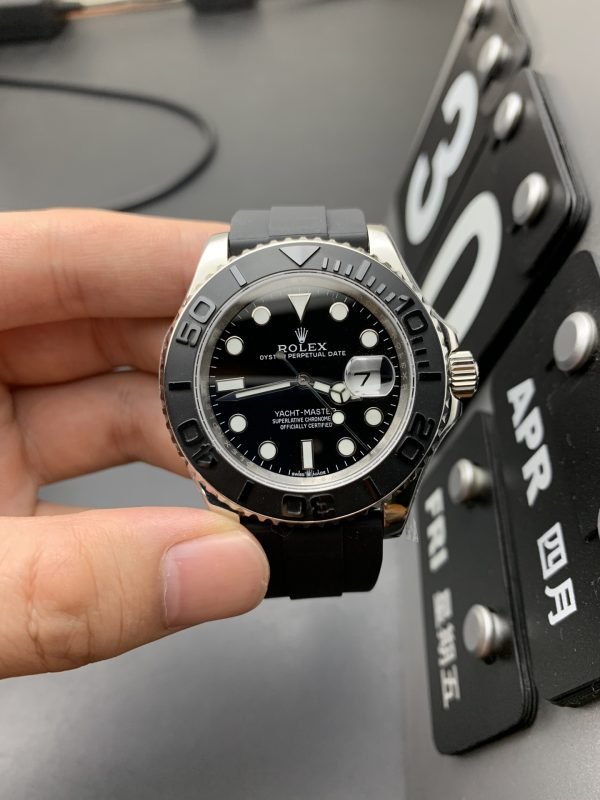 Rolex Yacht Fame - Image 2