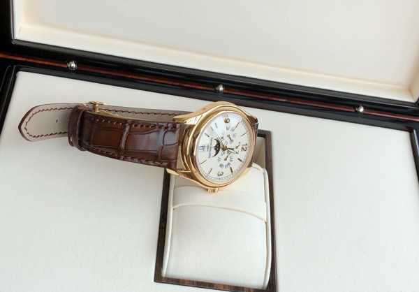 Patek Philippe Complications Series 5146J-001 - Image 6