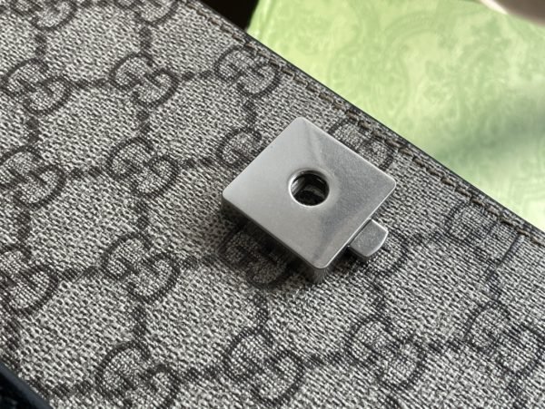 400249 - Image 8